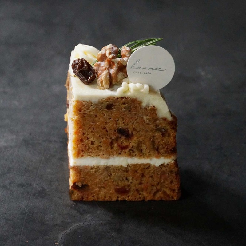 キャロットケーキ-ホリディ-カット