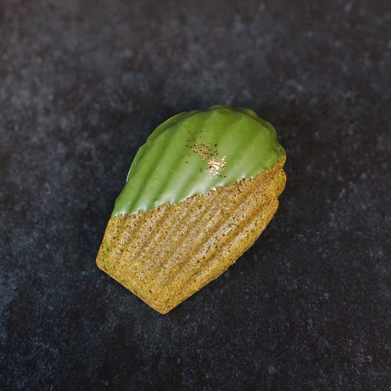 抹茶と柚子のマドレーヌ